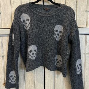 Skull Print Long Sleeve Knit